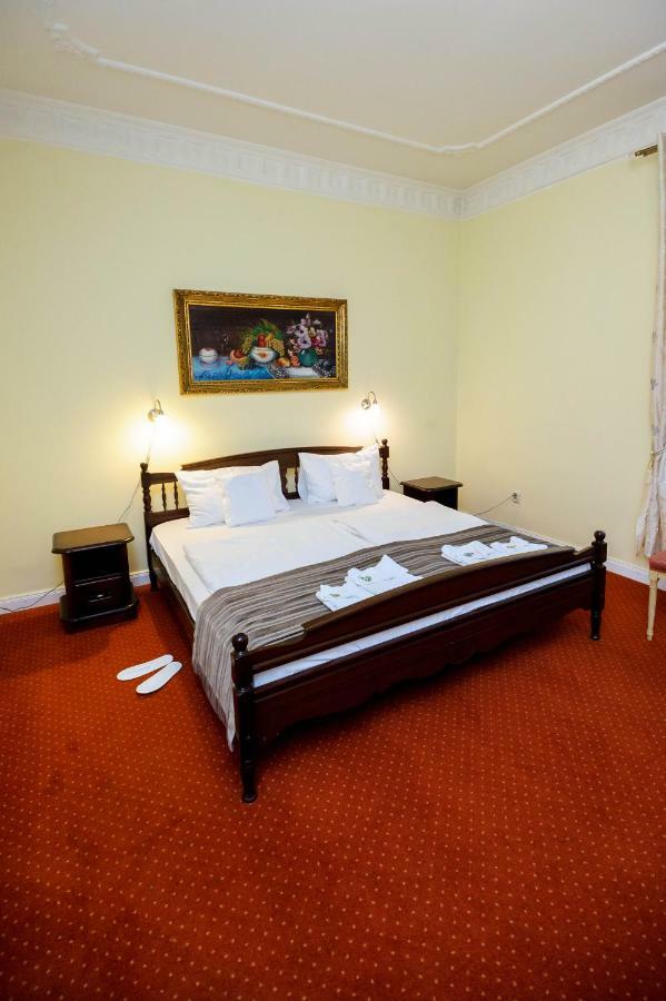 Hotel Dwor Sójki Екстериор снимка